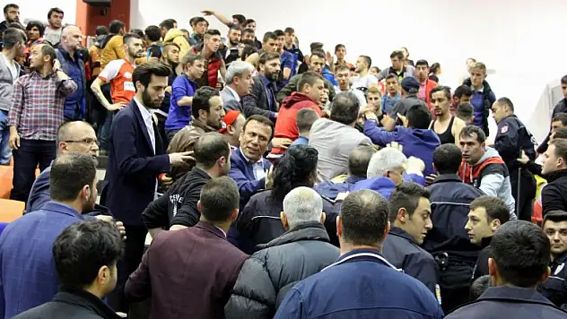  Canik Belediyespor-Beşiktaş maçında gerginlik