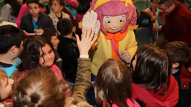  İlkadım'da Levent ile Şirin Müzikali