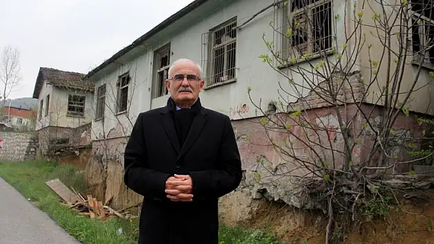 Başkan Yılmaz görsel kirliliğe neşter vuruyor