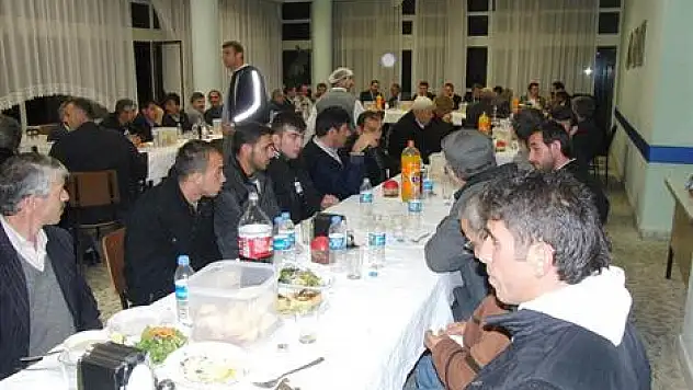 Öcal' a veda yemeği