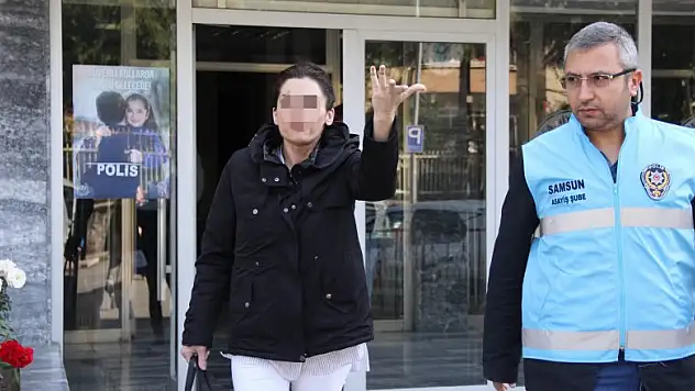  İranlı falcı kadın kurşun dökme bahanesiyle 9 bin liralık altınları çaldı