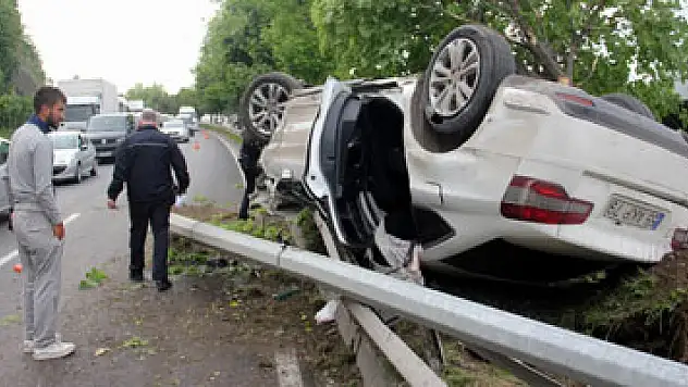 Otomobil takla attı: 1 yaralı