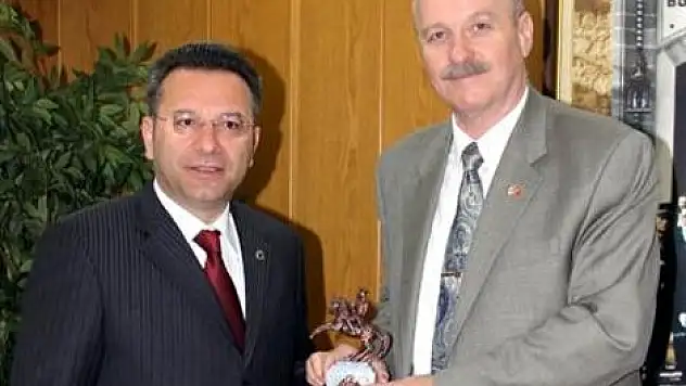 Kanada Büyükelçisi Aksoy'u ziyaret etti