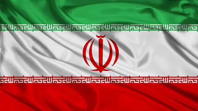 İran'dan Katar'a 5 uçak dolusu gıda yardımı