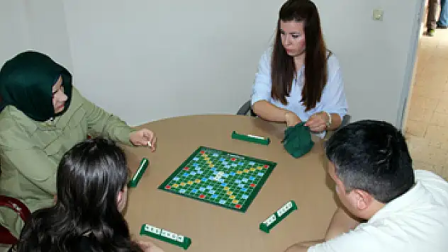 Oyun oynayarak şizofreniden kurtuluyorlar