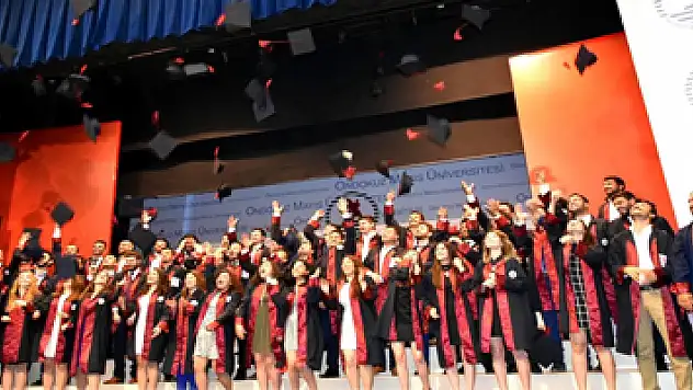 OMÜ Veterinerlik Fakültesinde mezuniyet coşkusu