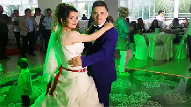 Aşk engel tanımadı