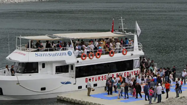 Büyükşehirden feribot turu