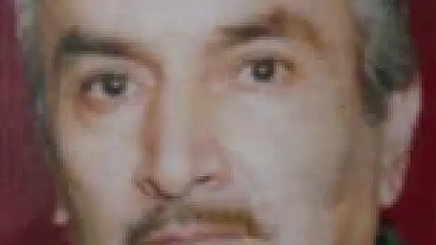 20 Yerinden bıçaklanan yaşlı adam öldü