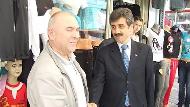 Şen Çarşamba'yı feth ediyor