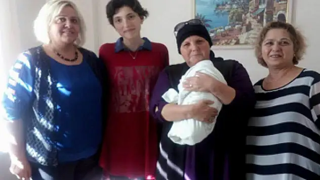 Şehit pilotun kızı dünyaya geldi