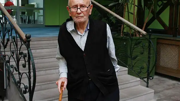 Asırlık çınar huzurevinde