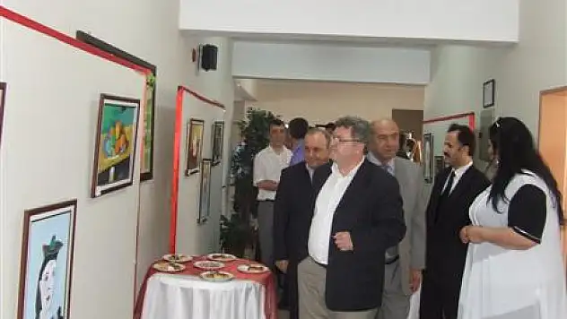 Bulutoğlu Lisesi İlk sergisi heyecanlandırdı!
