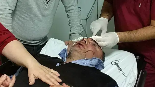 Mezar sorup bekçiyi hastanelik ettiler