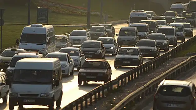 Trafikteki araç sayısı 22 milyonu geçti