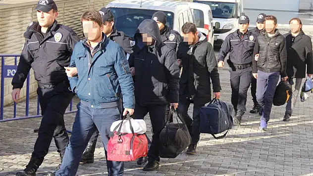 Samsun'da FETÖ'den 9 kişi adliyeye sevk edildi