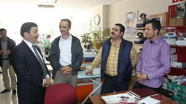 Karabacak'ın seçim gezileri