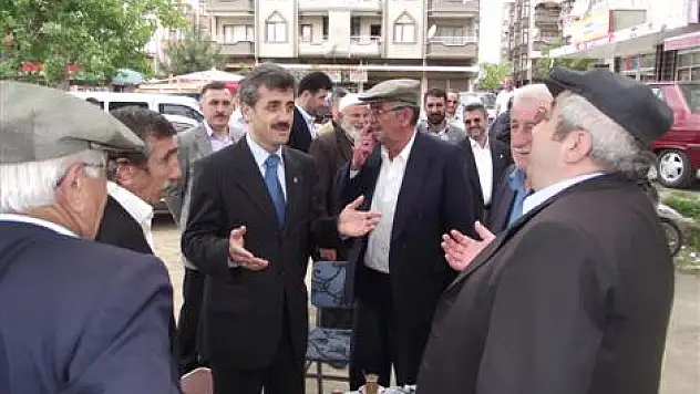 Şen,'Çocukların geleceğine yazık etmeyin'