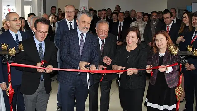 Türkiye'nin sayılı laboratuvarlarından biri OMÜ'de açıldı