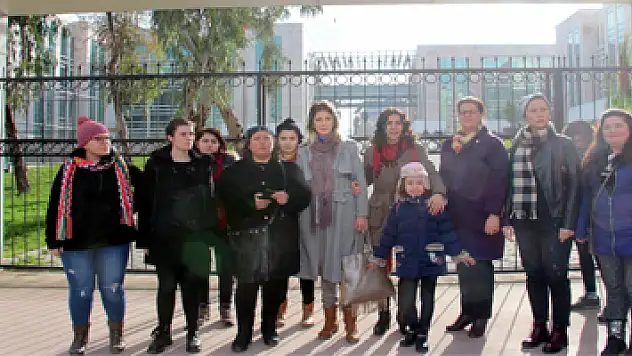 Deniz Ceylan ve boşandığı eşi arasında adliye önünde gerginlik