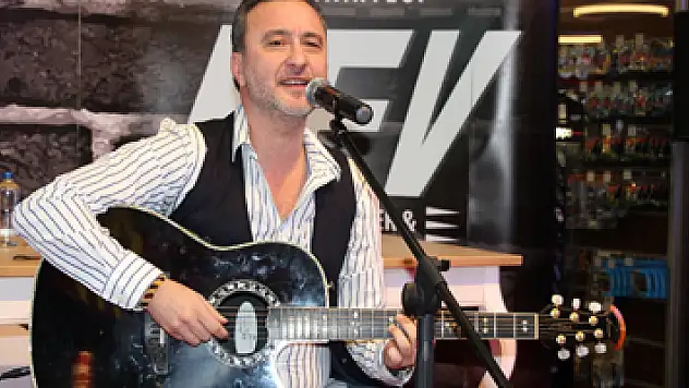 Nev, Samsun'da hayranları ile buluştu