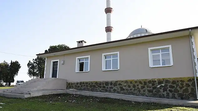 Tekkeköy'de atıl binalar köy konağı oluyor