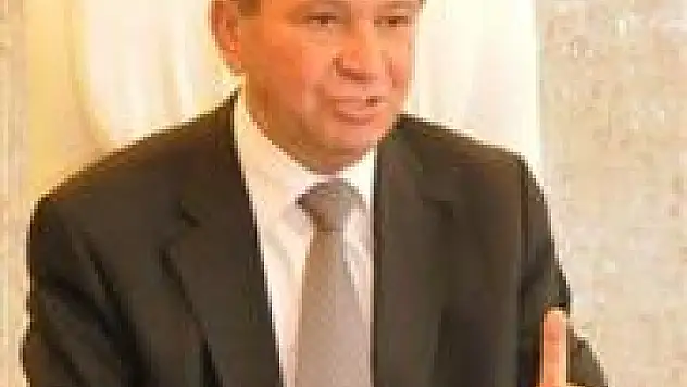 Raylı sistem zarar ediyor