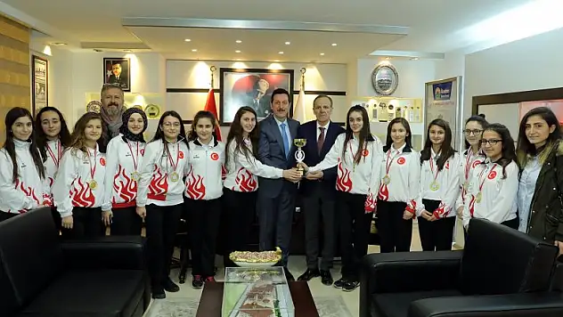 Tok'a bölge birinciliği sözü