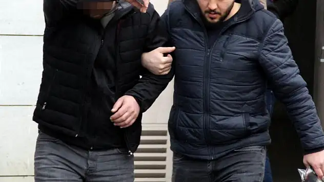 Evinde ve kahvehanesinde uyuşturucu ele geçen şahıs tutuklandı