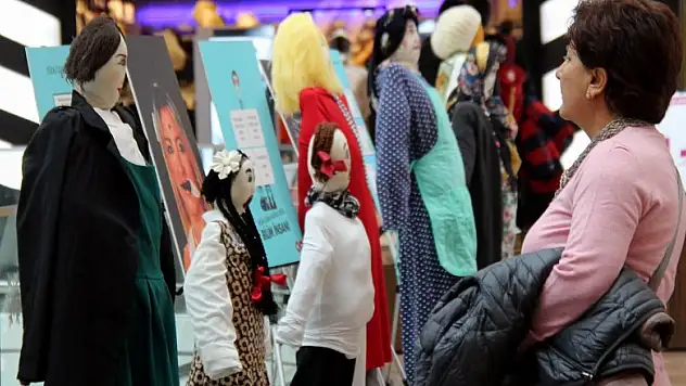 'Biz Kadınlar Ne İstiyoruz' sergisi ilgi odağı oldu 