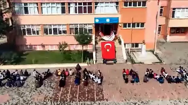 Öğrencilerden Afrin'deki Mehmetçiğe videolu destek 