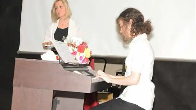 Geleceğin piyanistleri ilk konserlerini verdi