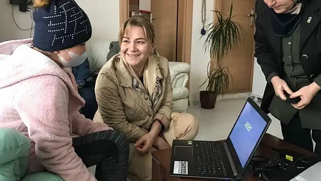 İYİ Parti'den Melek'e sürpriz