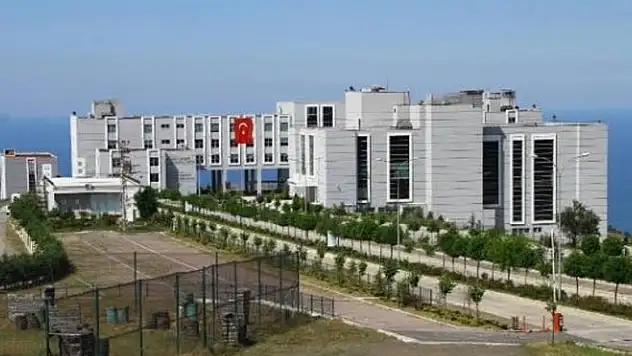 BAŞKAN GENÇ'TEN ÜNİVERSİTE VE HASTANE TEŞEKKÜRÜ