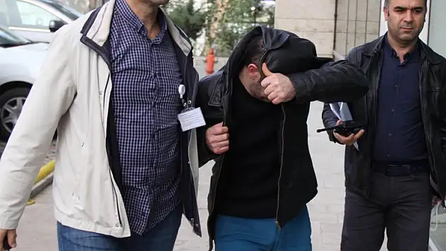 Sosyal medyadan çıplak çocuk resimleri paylaşan şahıs yakalandı 