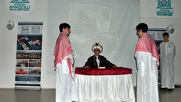 '1 Okul 3 Lisan' programı 