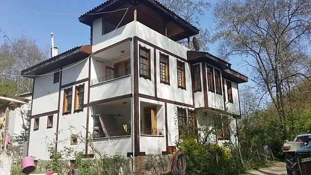 'Tarihi yapılar kimliklerine yeniden kavuşuyor'