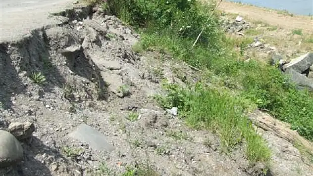 TOKİ yolu kazaya davetiye çıkartıyor