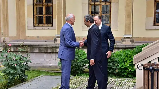 Yılmaz'dan bölge idare mahkemesine ziyaret