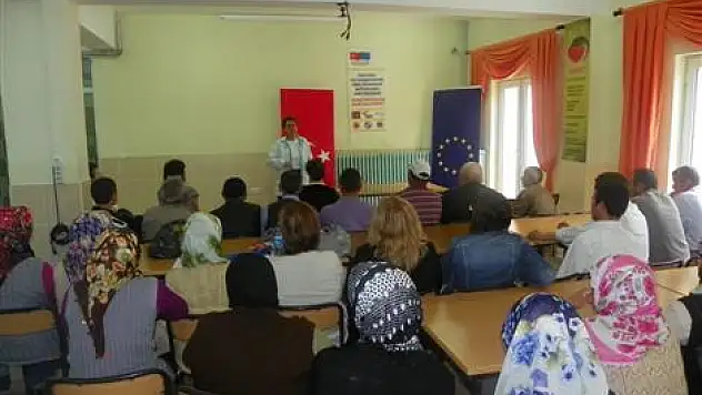 GÜLÖREN' DE, 'BİLİNÇLİ NESİLLER İÇİN KIZLAR OKULA PROJESİ'