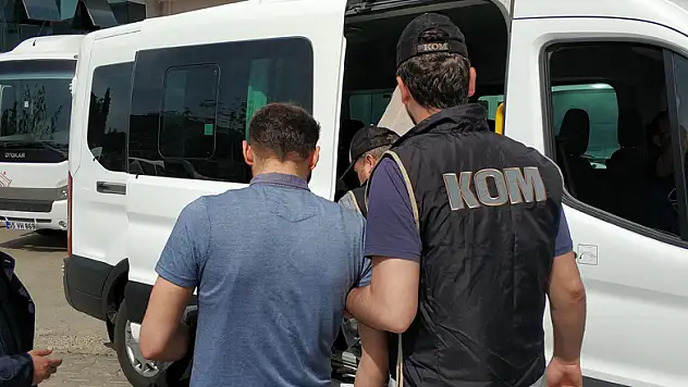 Samsun'da 'ByLock'tan 2 kişi tutuklandı 