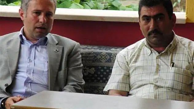 Başkan Belur, halkın içinde çalışmaları anlatıyor