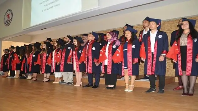 OMÜ Turizm Fakültesinde mezuniyet töreni
