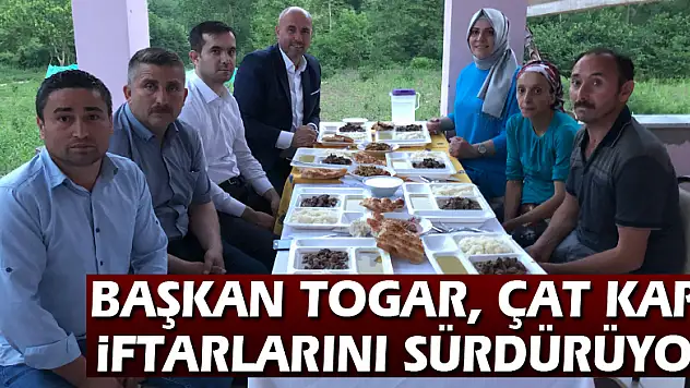 Başkan Togar, Çat kapı İftarlarını Sürdürüyor