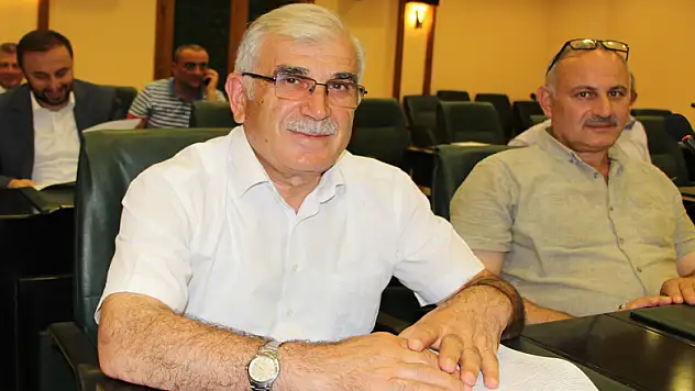  İl Encümeninde Başkan Şahin'in yerine Kurt seçildi 