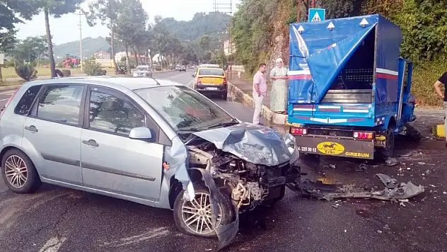 Otomobil ile patpat çarpıştı: 9 yaralı