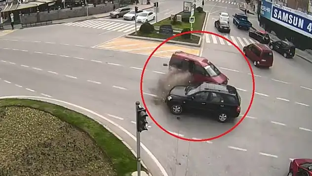 Trafikte korku dolu anlar