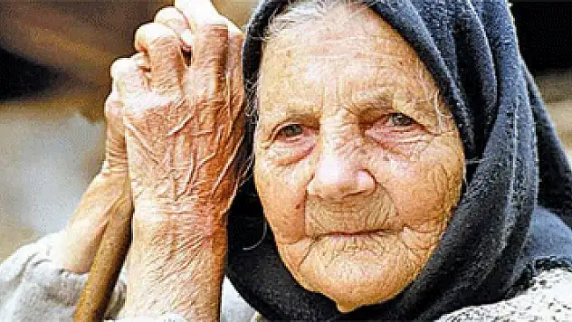 Yaşlılık Maaşları Artık Aylık Olarak Ödenecek