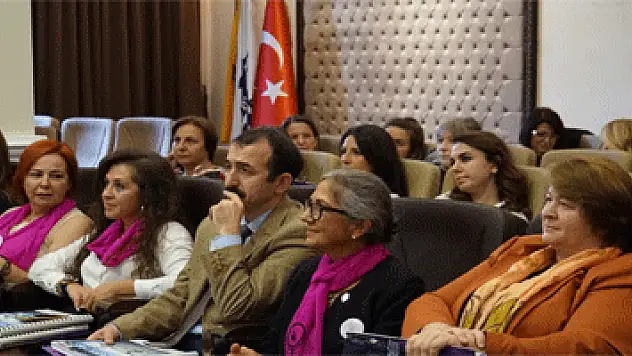 İş kadınlarına imaj ve itibar yönetimi eğitimi