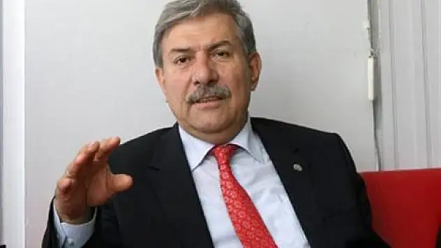 Demircan, 'AKP Telaşta'